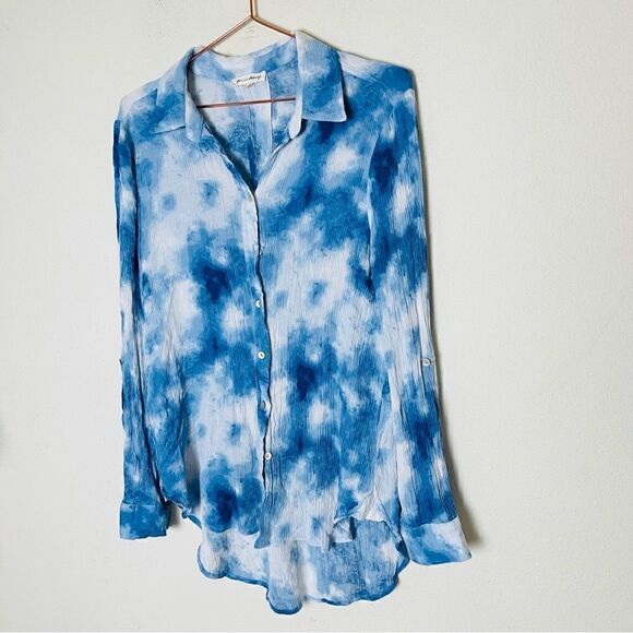 EUC June & Delancey Blue Tie Dye Button Down Shirt Medium - Picture 2 of 5